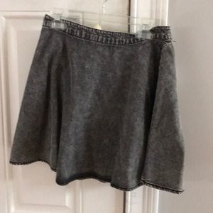 An unworn unique finish skirt.